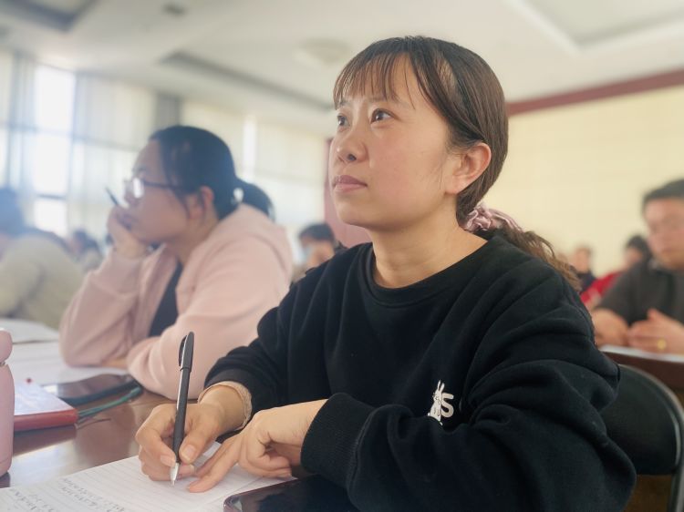 簡篇-“‘陵’距離關愛 聚全力護童成長——高陵區未成年人源頭預防治理項目”系列活動之兒童督導員和兒童主任能力提升培訓